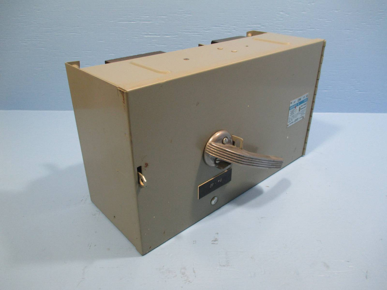 Gould ITE 200 Amp 600V V7F3604MS Fusible Vacu-Break Switch V7F3604 w Hardware (TK0410-1)