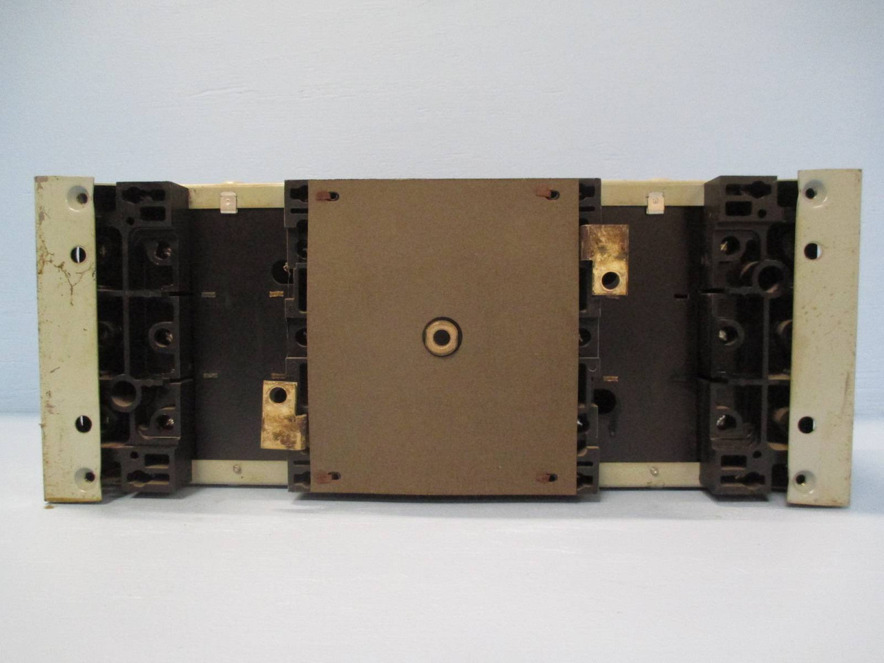 Siemens ITE 60 Amp 600V V7E3622 Fusible Vacu-Break Panelboard Switch w/ Hardware (TK0423-6)