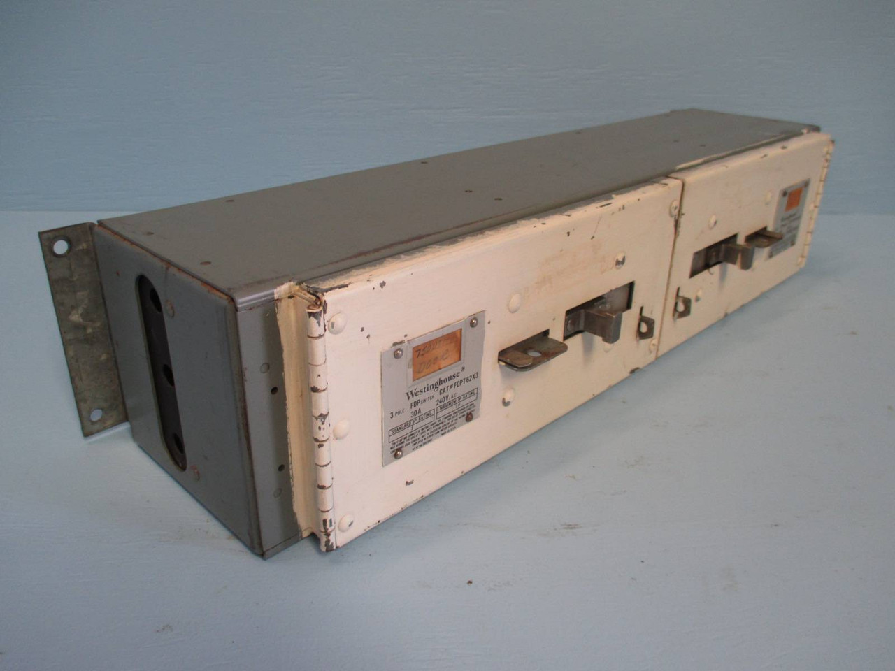 Westinghouse FDPT62X3 30 Amp 240V Fused Twin Panelboard Switch FDP w/ Hardware (TK0449-1)