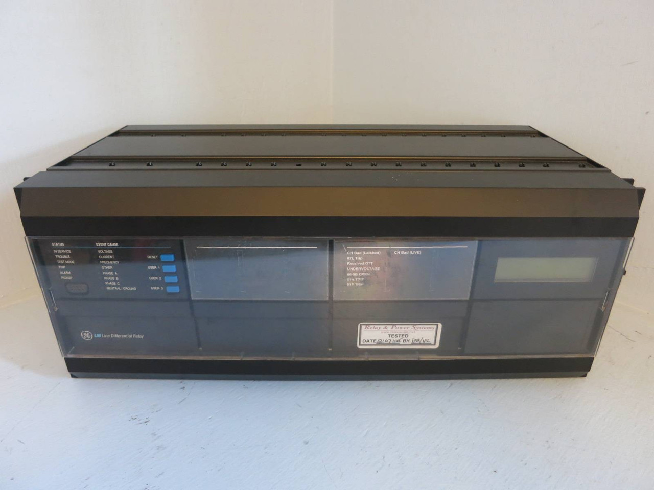 GE Multilin L90 Line Differential Relay Front Display Panel &Rack NO PLC MODULES (PM0686-2)