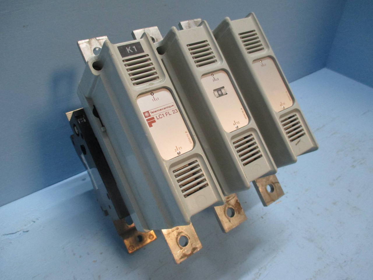 Image of Telemecanique Square D LC1FL23 900 Amp Motor Contactor 600V LC1 FL23 37V Coil