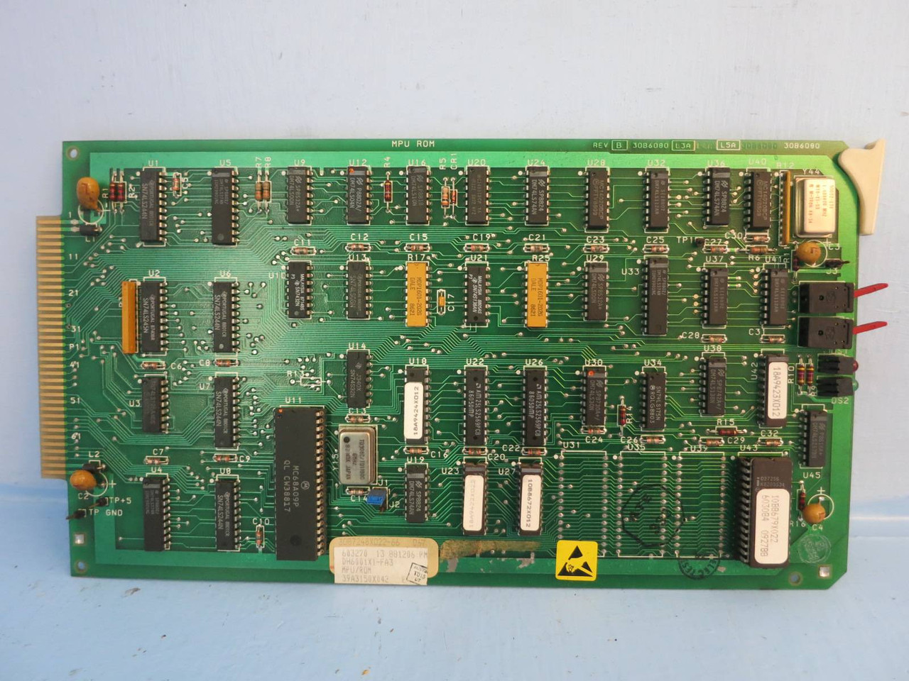 Image of Fisher-Rosemount DH6001X1-FA3 MPU/ROM Card with 10B8679X022 Chip 39A3150X042 PLC
