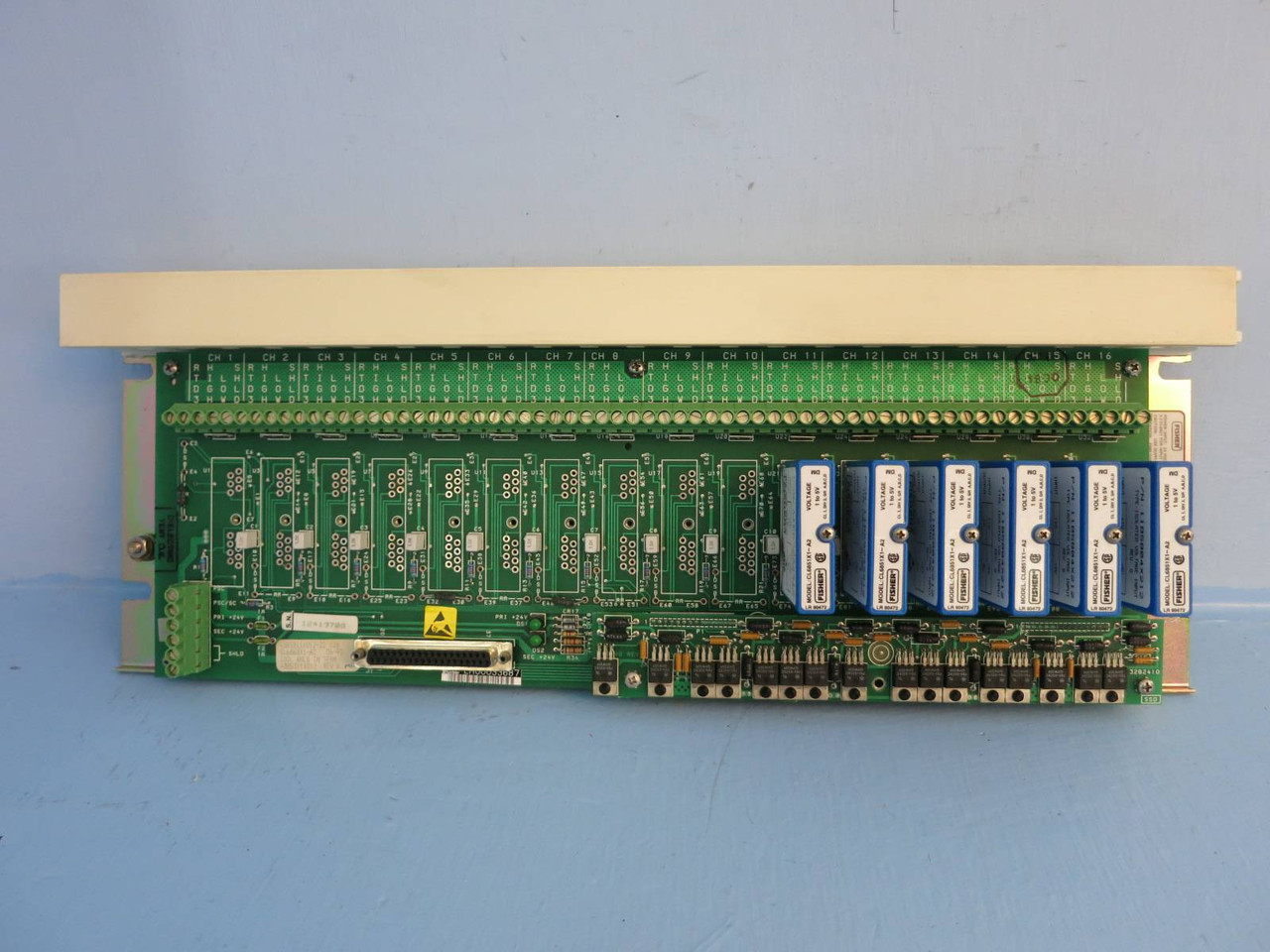 Image of Fisher-Rosemount CL6863X1-A2 Isol Anlg in Term w Six CL6851X1-A2 43B5311X012 PLC