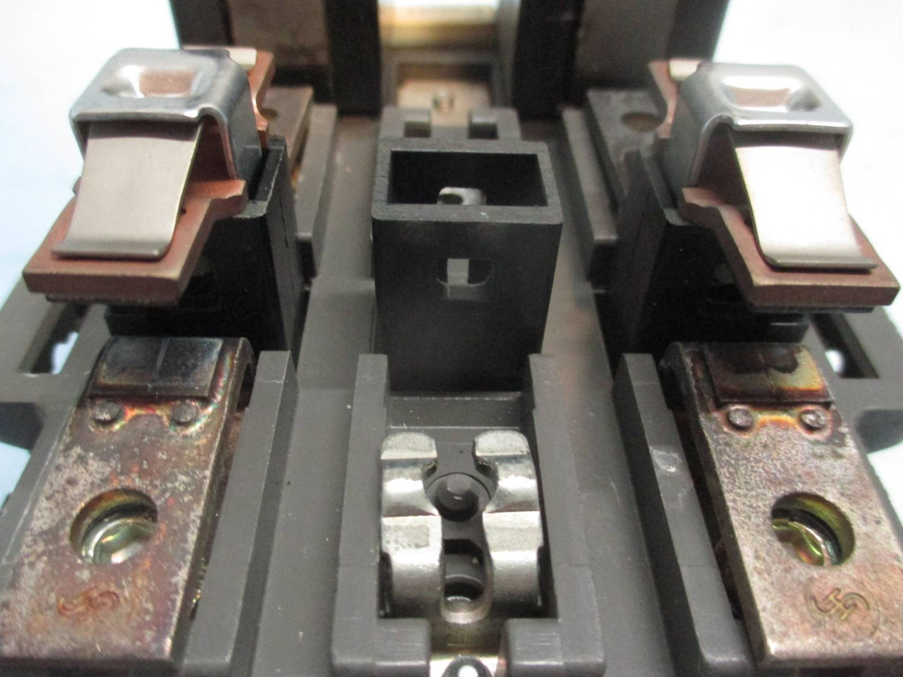 Siemens 3TC48-17-0B 75 Amp 2 Pole DC Contactor 600V DC 120V Coil 45 HP 2POL (TK0565-5)