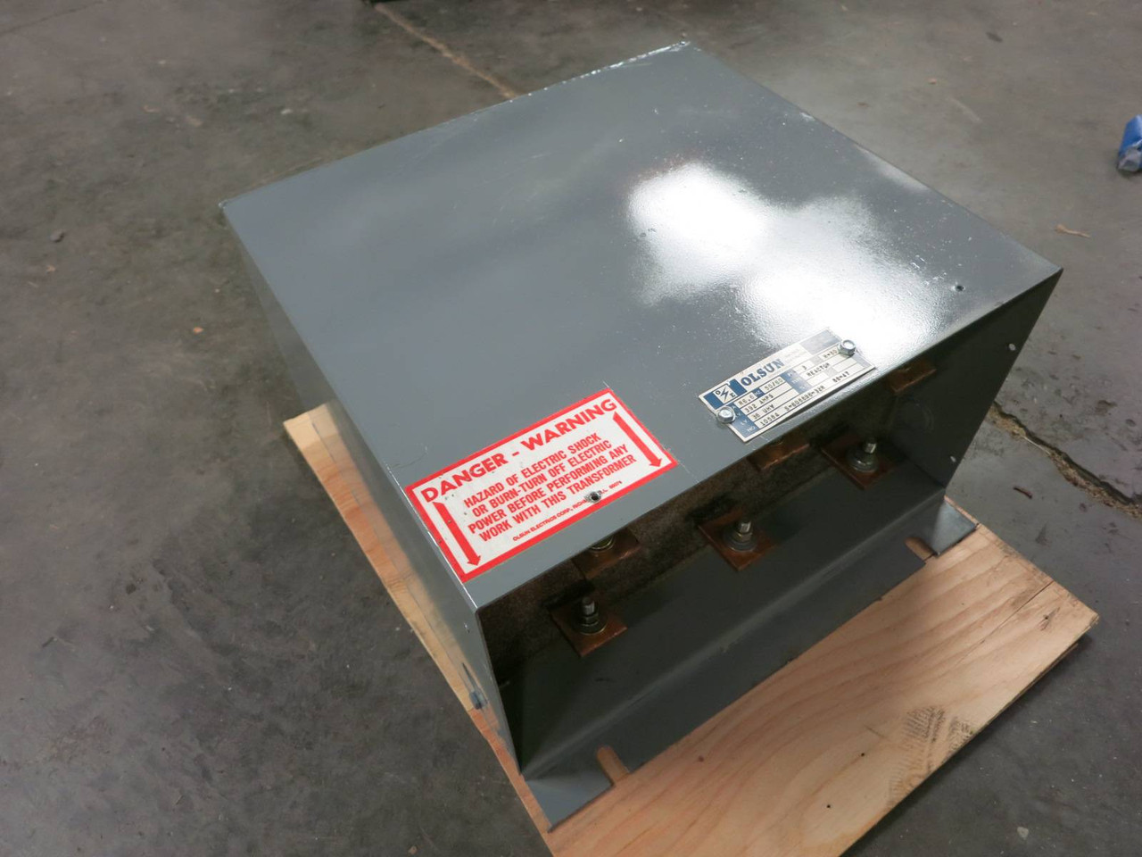 Olsun 6.6 kVAR 3PH 392 Amp 36 UHY Reactor 10584 S-608896-32R Reliance Electric (PM1225-1)