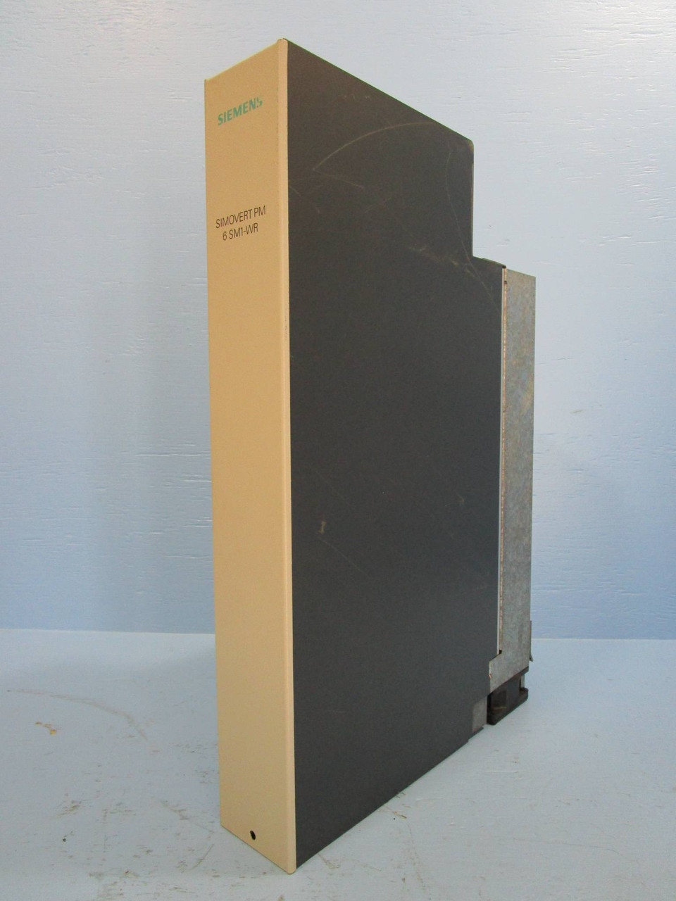 Siemens Simovert PM 6SM1106-0PB00 Inverter Module 6 SM1-WR 6SM11060PB00 6SM1WR (NP0642-29)