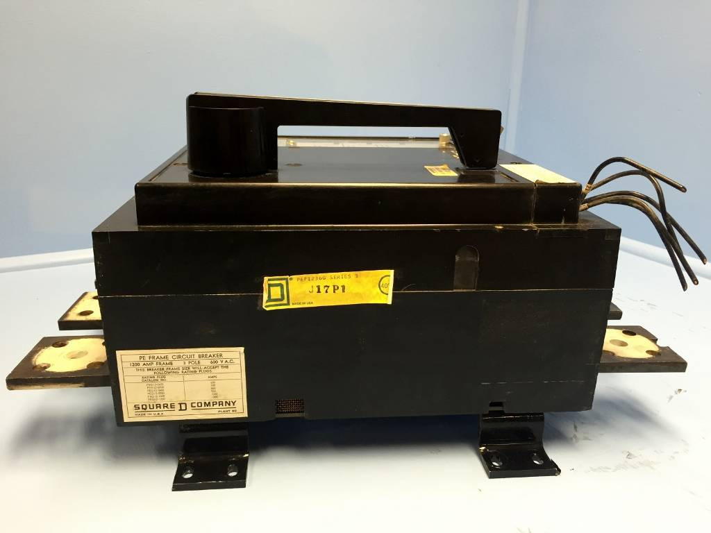 Square D PEF1236G 1200A Circuit Breaker w/ 800 Amp Plug Type PEL 600V w/ Ground (EM0802-1)