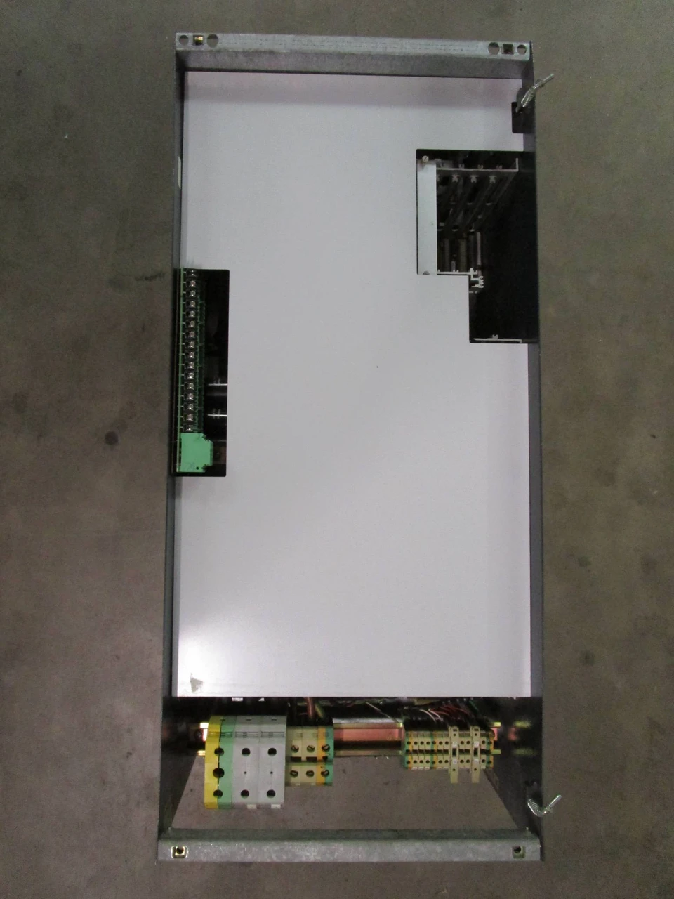 3rd Image of NP0646