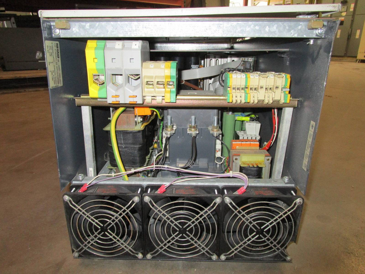 Siemens Simovert PM 6SM1312-0FA00 Inverter Module 6 SM1-ZH 6SM13120FA00 6SM1WR (NP0646-6)