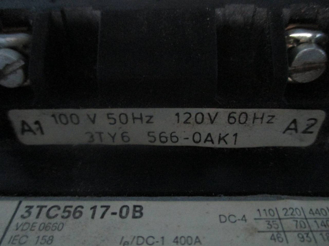 Siemens 3TC5617-0B 330 Amp 2 Pole DC Contactor 600V DC 120V Coil 150 HP 2Ph (TK0682-23)