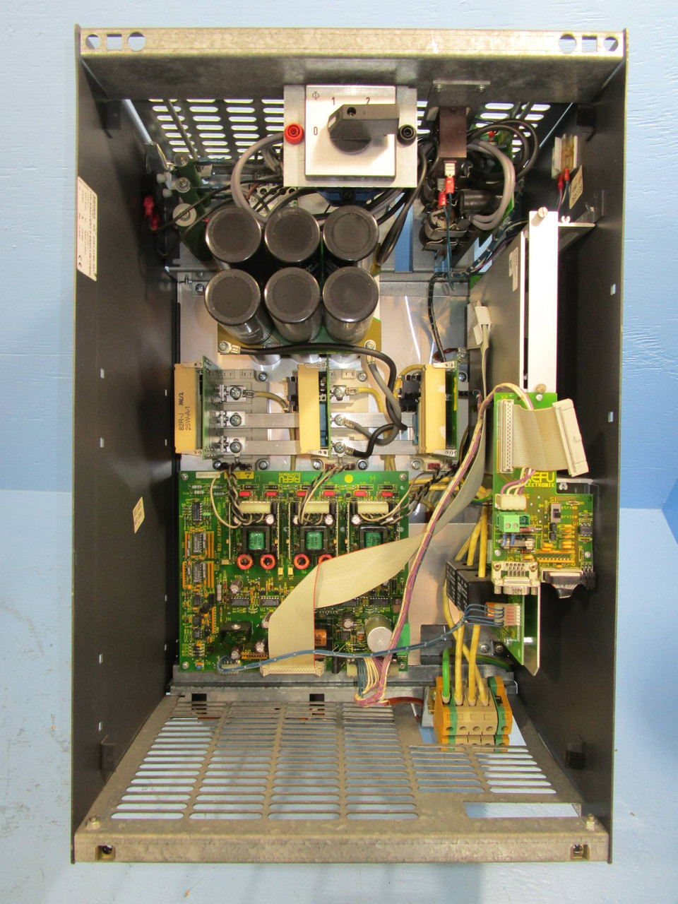 Siemens Simovert P 6SM1135-1PB00 DC Inverter Module 6 SM1-WR 6SM11351PB00 6SM1WR (NP0647-4)