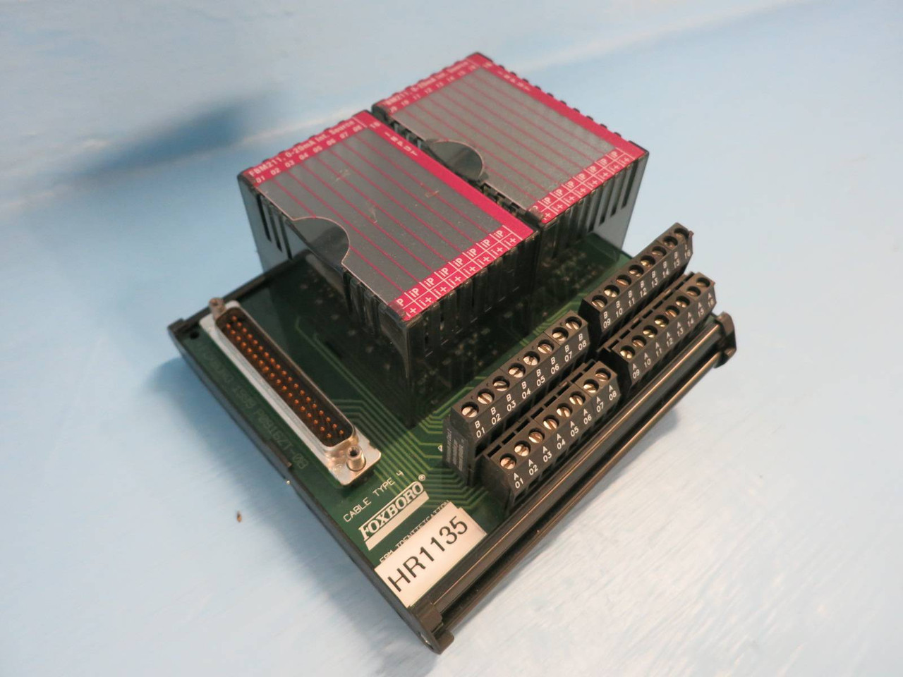 Foxboro P0916ZT-0B FBM211 PLC Module w DIN Mount Base P0916BT 0F FBM 211 PO916ZT (PM1276-1)