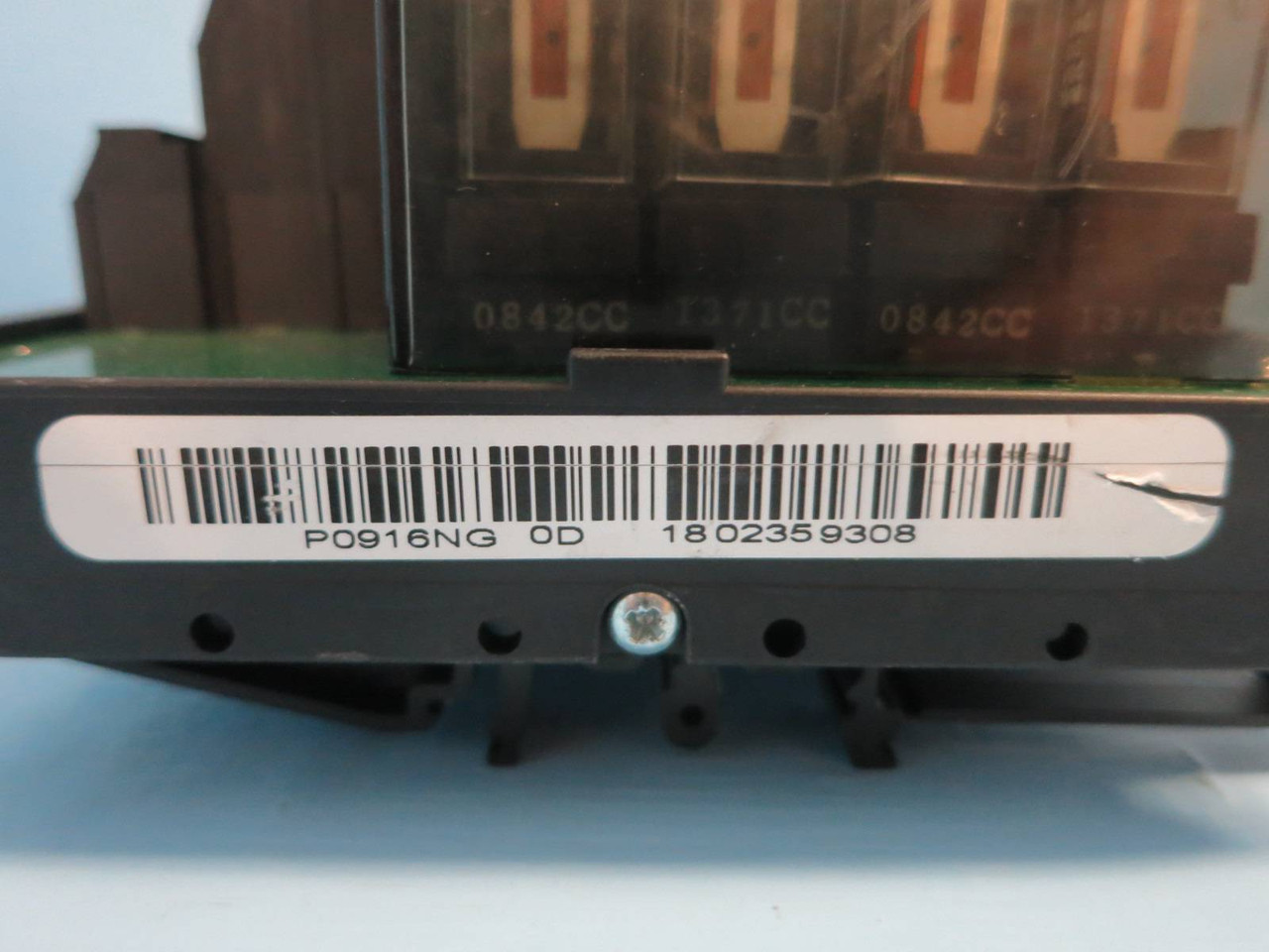 Foxboro P0916NJ-0B FBM242 PLC Module w DIN Mount Base P0916NG 0D FBM 242 PO916NJ (PM1278-28)