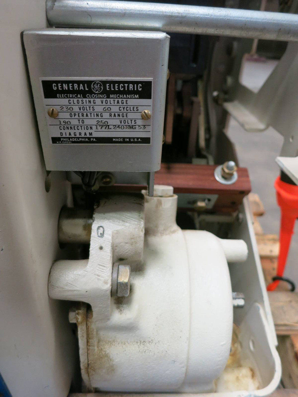 GE AK-2A-75-1 3000A MicroVersa Trip LSI EO Air Breaker General Electric (PM1301-2)