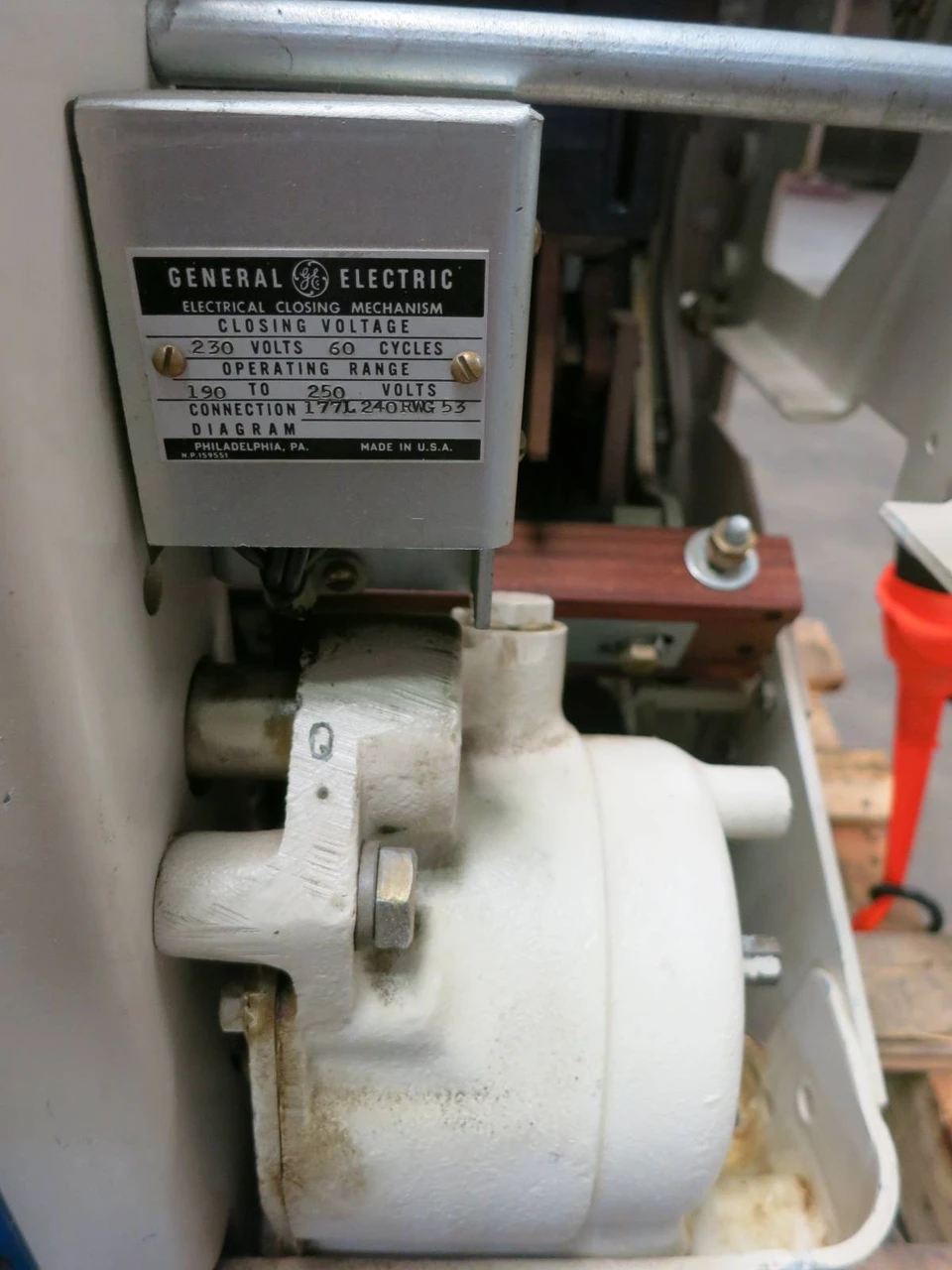 GE AK-2A-75-1 3000A MicroVersa Trip LSI EO Air Breaker General Electric (PM1301-2)