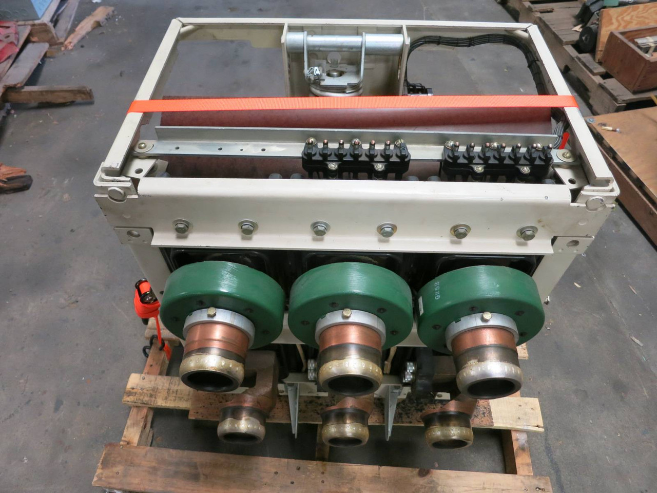 GE AK-2A-75-1 3000A MicroVersa Trip LSI EO Air Breaker General Electric (PM1301-2)