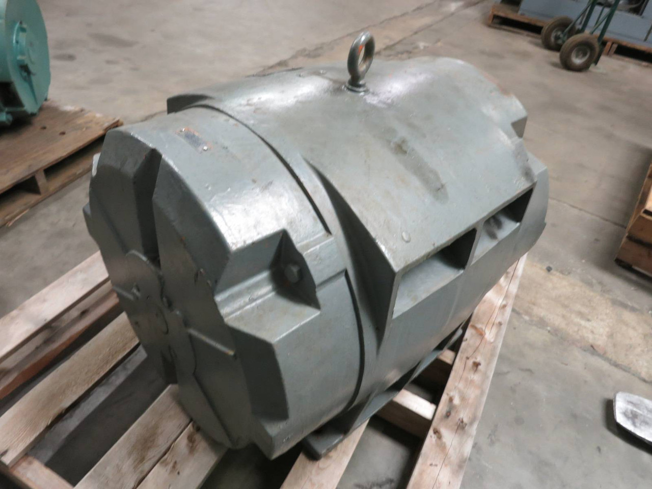 Reliance Electric 271 HP 445TZ Duty Master A-C Broken Foot Mounted Chiller Motor (PM1313-1)