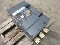 CH Westinghouse SPB 100 2500A EO Circuit Breaker w/ UVR SPBR325F SPB100 2500 Amp (PM1615-1)