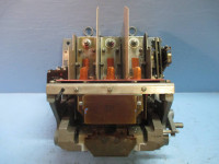 Cutler Hammer 10-4352-5 Contactor 700 Amp 480V Coil 3PH 600 Vac 700A 1875-3 (TK1469-4)