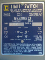Square D 9007CR53KC Heavy Duty Limit Switch Series A 9007-CR53KC (TK2140-3)