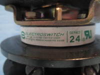 Electroswitch 24208E 20A 600V 2 Position Selector Rotary Switch Series 24 (DW0184-2)