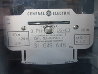 General Electric 700X563G1 2 Stator Watthour Meter Type DS-63/1 120V 3W GE (TK3169-1)