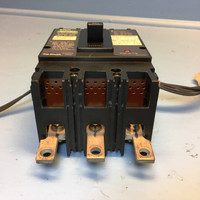Fuji BU-FSA3060 60A Circuit Breaker BU-FSA w/ Shunt & Aux & Alarm 480V 3P 60 Amp (EM2521-1)