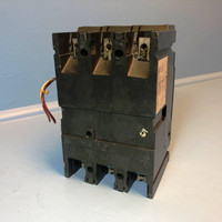 GE SELA36AI0007 7A Spectra Circuit Breaker w/ 3 Amp Plug & Aux General Electric (EM2901-6)