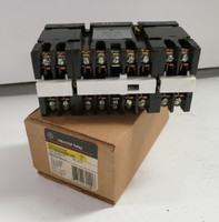 NEW GE CR120AD08041AA Relay 10A 300V w/ 125 VDC Coil NIB (DW5321-3)