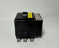 Square D QOB3101021 10A Circuit Breaker w/ Shunt Trip 240 VAC QOB 3 Pole 10 Amp (EM5093-15)