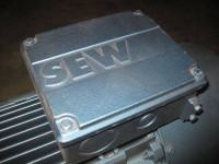 Sew Eurodrive R97DV 5.4 HP Ratio:53.21 Gear Reducer NEW (EBI3651-1)
