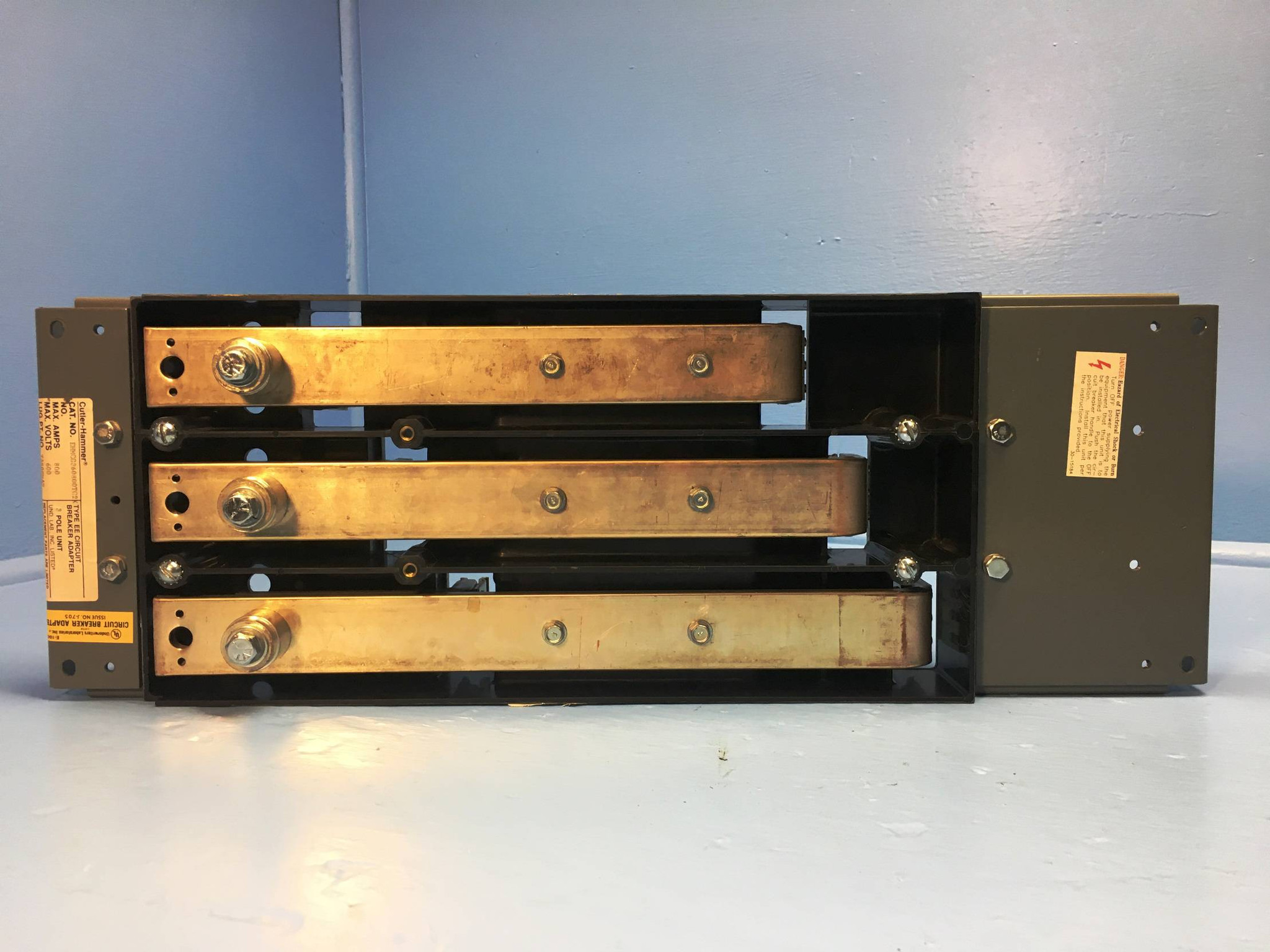 Cutler-Hammer EHMCG360800TC2X 800A EE Circuit Breaker Adapter TA800MA2