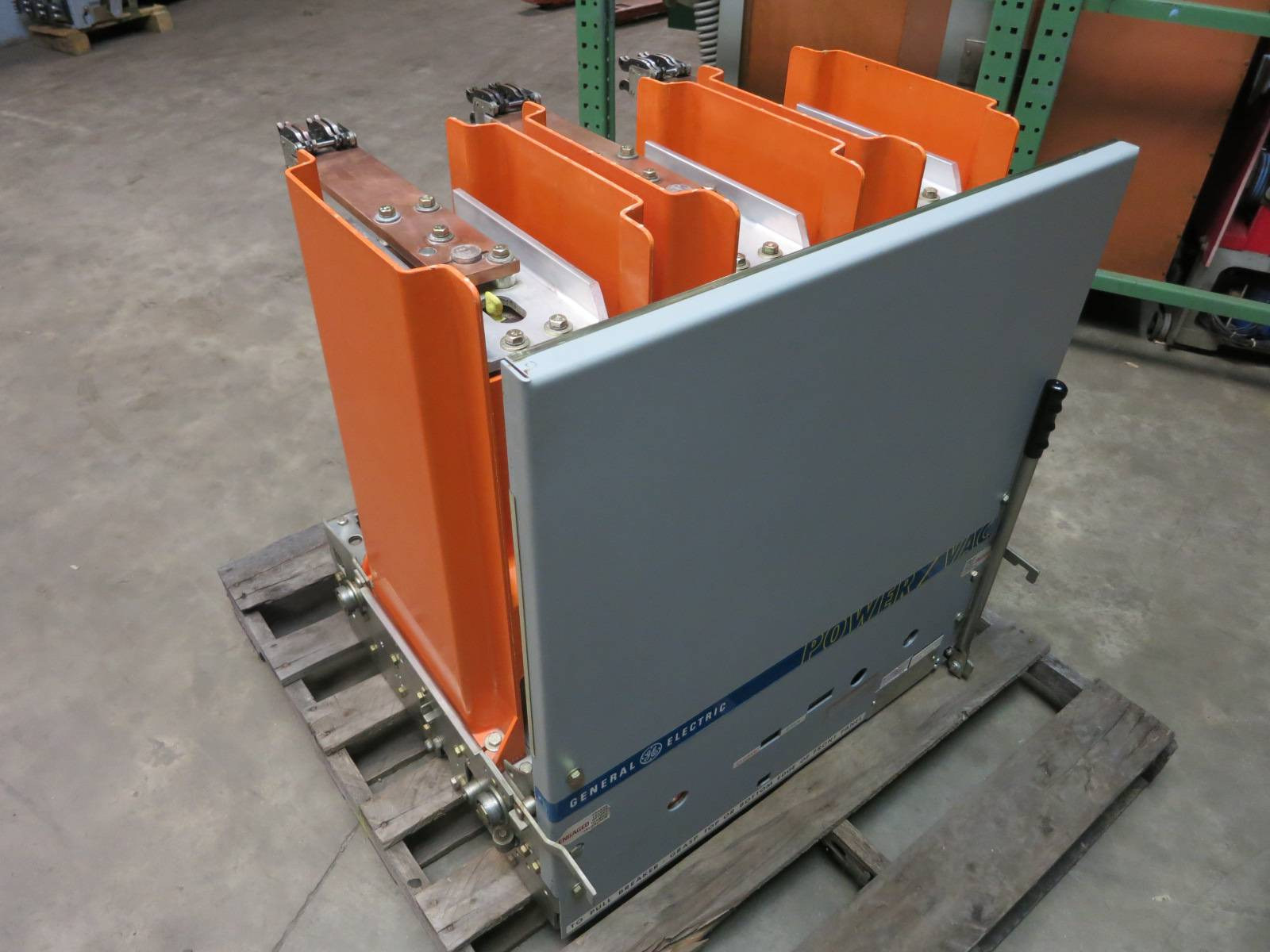 GE Power/Vac 1200A VB 13.85001 15 kV Vacuum Breaker General Electric