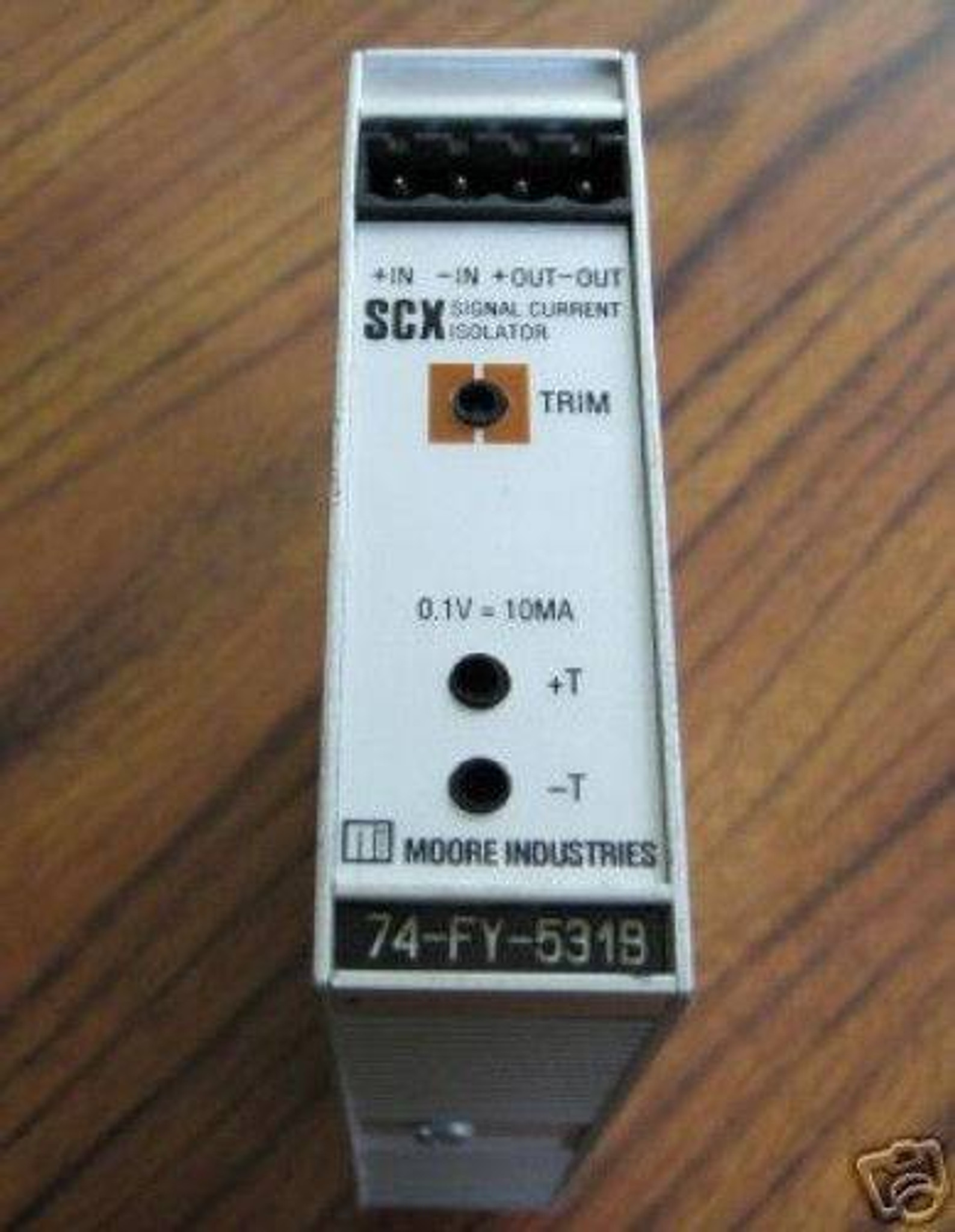 moore six signal isolator