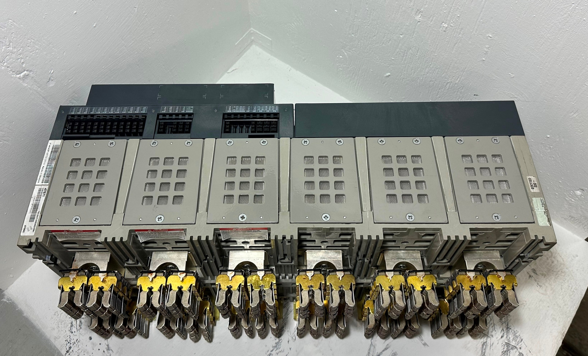 Square D NW40H2 4000A MasterPact EO Breaker w Shunt & UVR 5.0P Trip LSI