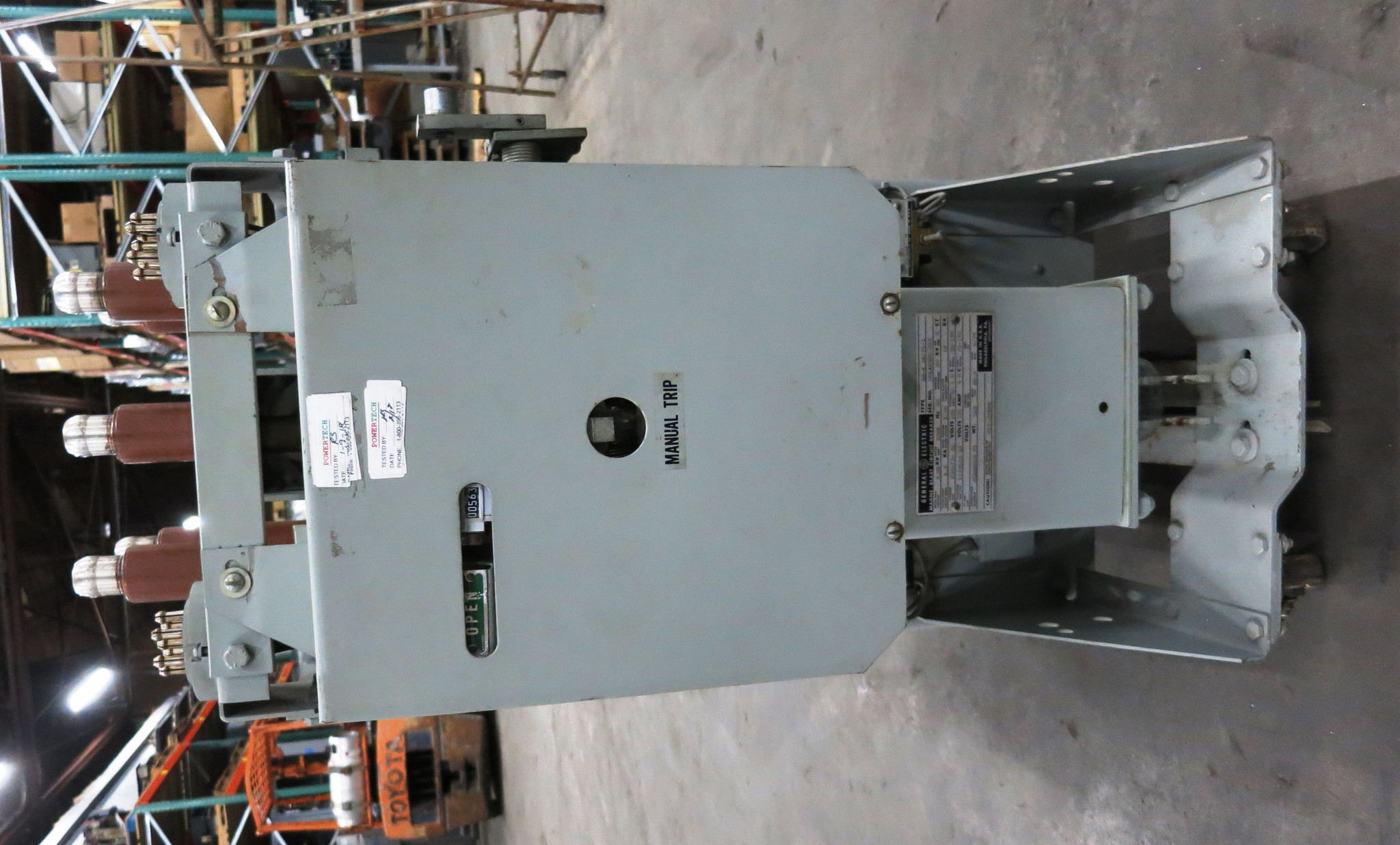 GE Magne-Blast AM-4.16-75-1 1200A 4.76KV Circuit Breaker 1200 Amp 4160  AM4.16751 (EBI1972-2)