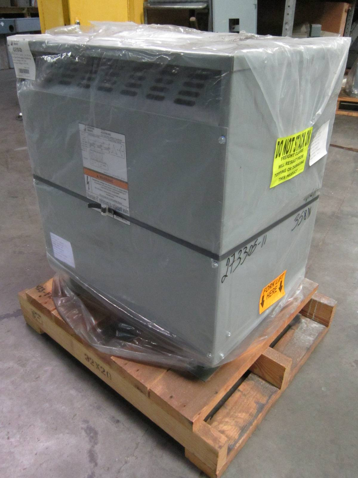 NEW Jefferson 34 kVA 208 Delta 270Y/156 423E100029 Drive Isolation