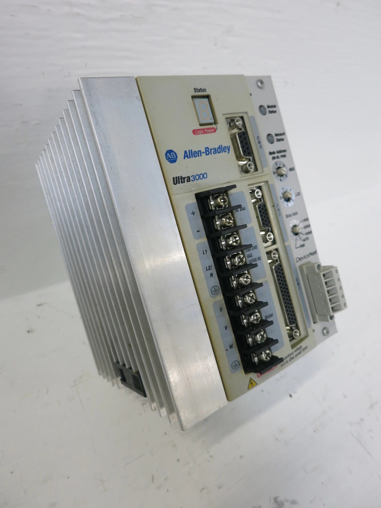 Allen Bradley 2098 Servo Controls