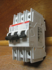 ABB S202UP-K10A S2C-A1U 10A Circuit Breaker 2P 480Y/277 VAC 10kA 10 Amp (EBI0085-10)