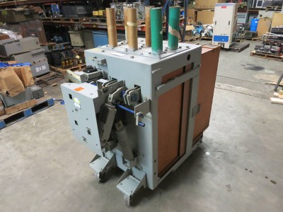 Image of Rebuilt GE Magne-Blast AM-13.8-750-2H 1200 Amp Circuit Breaker General Electric
