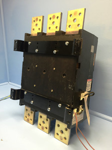 Square D PAF361600DC1680 1600A DC Circuit Breaker w Aux & UVR 1600 Amp bad label (EM1106-3)