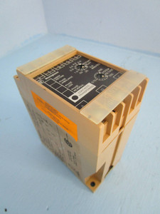 Image of Westinghouse SVM3AD / 4324B04G14 System Voltage Monitor 550 / 600 Volt Relay SVM