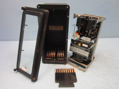 Image of General Electric 12PJG11F6A Machine Field Ground Detector 120/240 V GE PJG 60 Hz