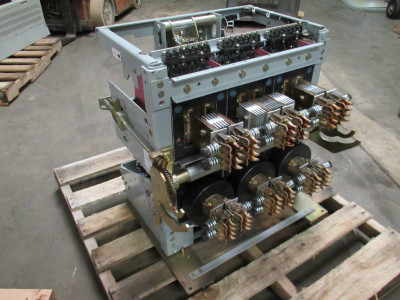 GE AKR-10D-75 3200A Air Breaker LSG Epic MicroVersaTrip TS32LSGM EO 3200 Amp (PM1727-4)