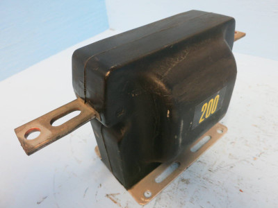 ABB KIR-60 S# 7883A13G02 200:5 Amps 200V Current Transformer CT 200 Amp A (PM1949-2)