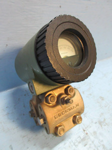 Image of Beckman 8611-1141-1100 Pressure Transmitter 2500 LBS 10-35 VDC 4-20 MA Rosemount