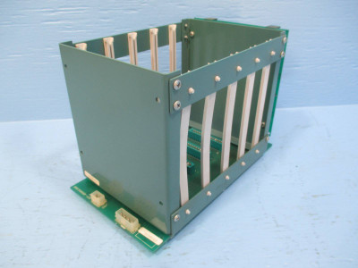 York 031-00809C000 Rev B 5 Slot Chassis 031-00816C000 Circuit Board Card Rack (DW0088-3)