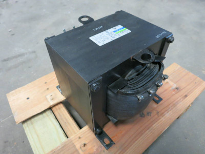 GS Hevi-Duty 5 kVA 240/480 to 120 V 2537168T00 1PH Control Transformer 5kVA SZO (PM2200-2)