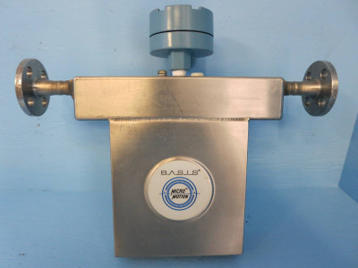 NEW Micro Motion F050SR113SU 1/2" Mass Flow Sensor MicroMotion Meter 0.5" Basis (PM2214-1)