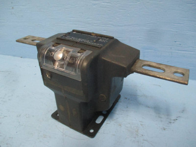 Image of GE 752X040009 Current Transformer Type JKM-2 Ratio 100:5A CT General Electric